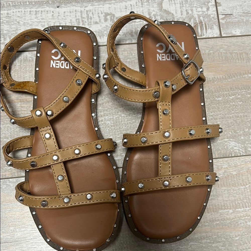 Madden NYC Girls Studded Gladiator Sandals Size 1